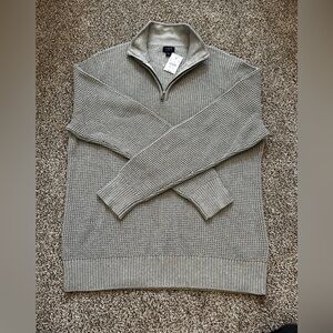 NWT - Men’s J.CREW large gray pullover